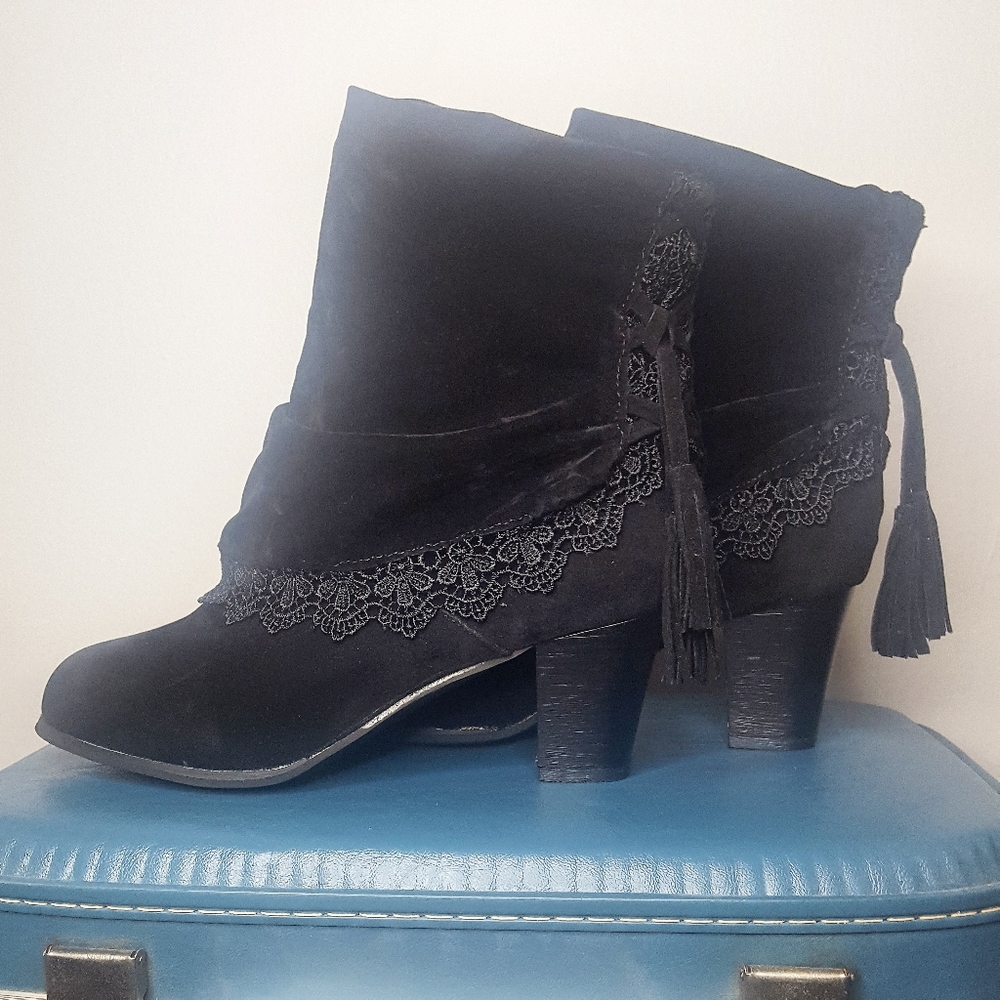 Black Velvet Lace Detail Boots